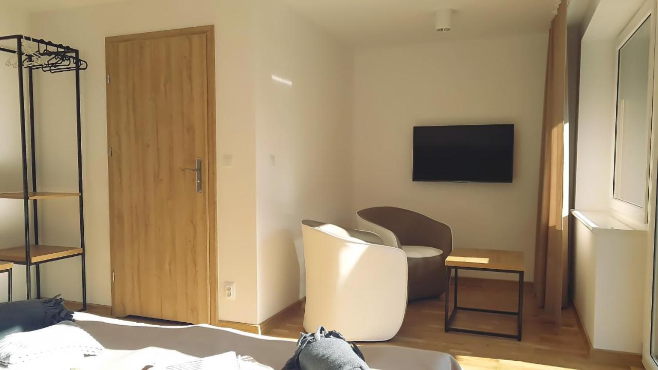 Wodnik Uslugi Hotelarskie, Apartamenty Rowy  Εξωτερικό φωτογραφία